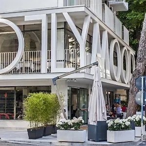 hollywood.riccione-hotels.org/