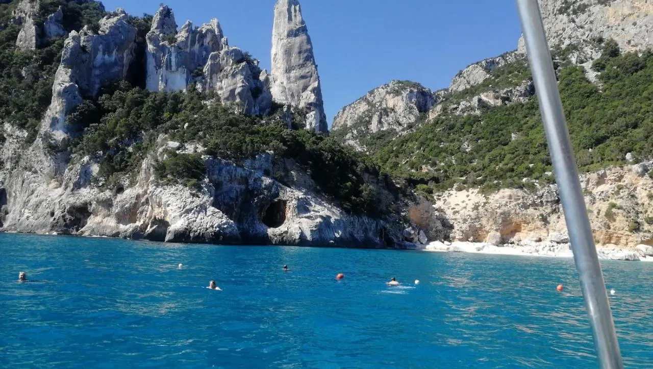 B&B Eden Ogliastra 토르톨리