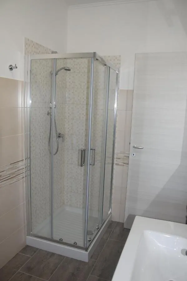 B&B Eden Ogliastra 토르톨리 0*,